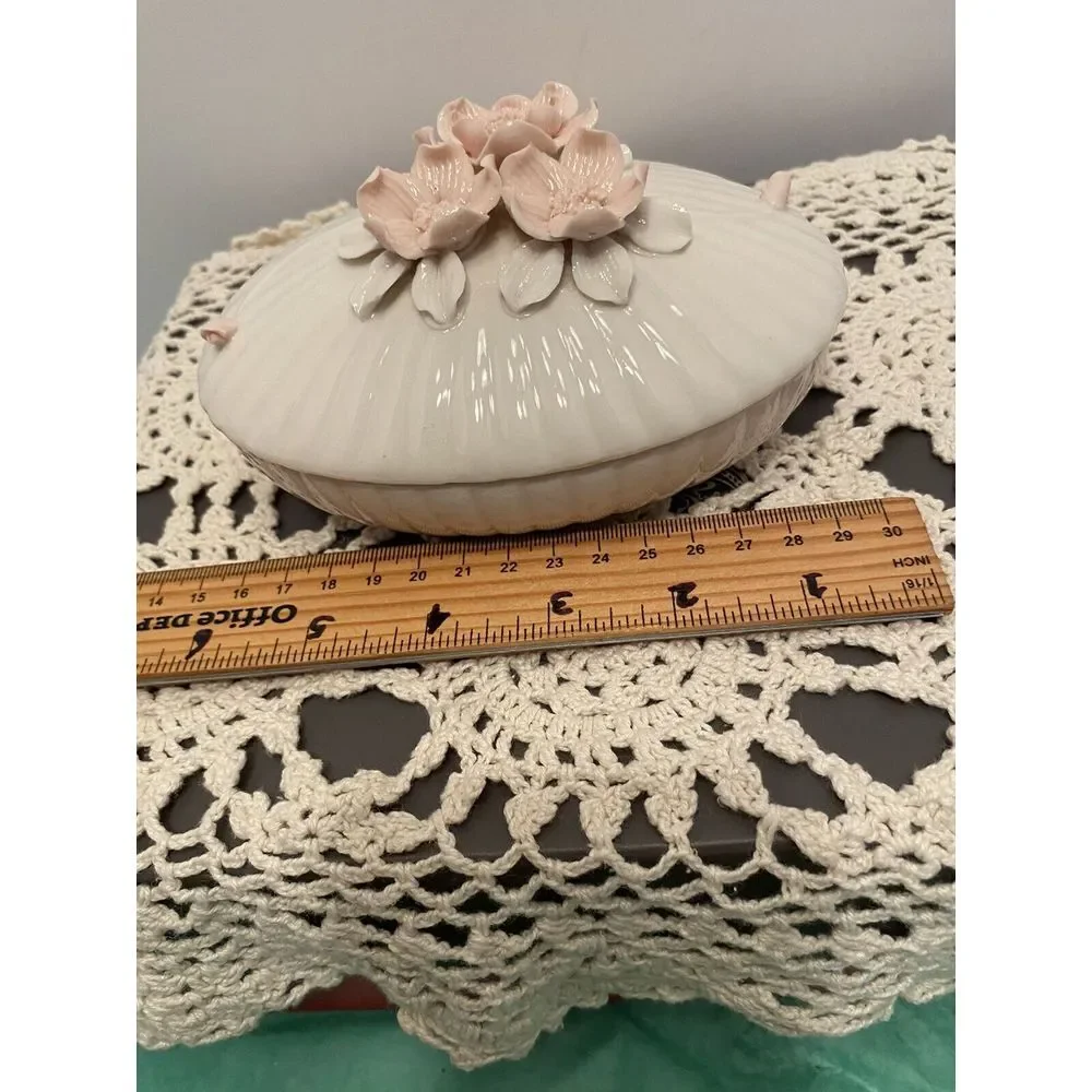 Vintage Trinket Box / Jewelry Box Chase Japan Porcelain Pink Rose Lid. 6 Inches‎